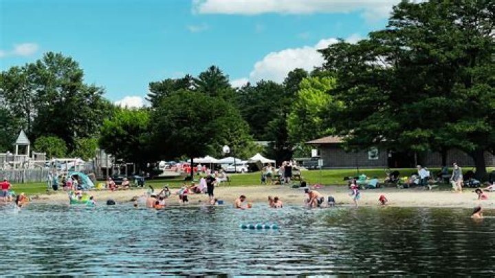 Can you swim at Kamala Beach?