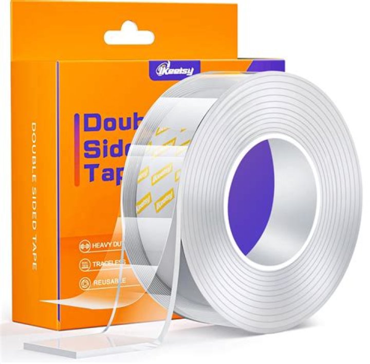 Can you use double sided tape on clothes?