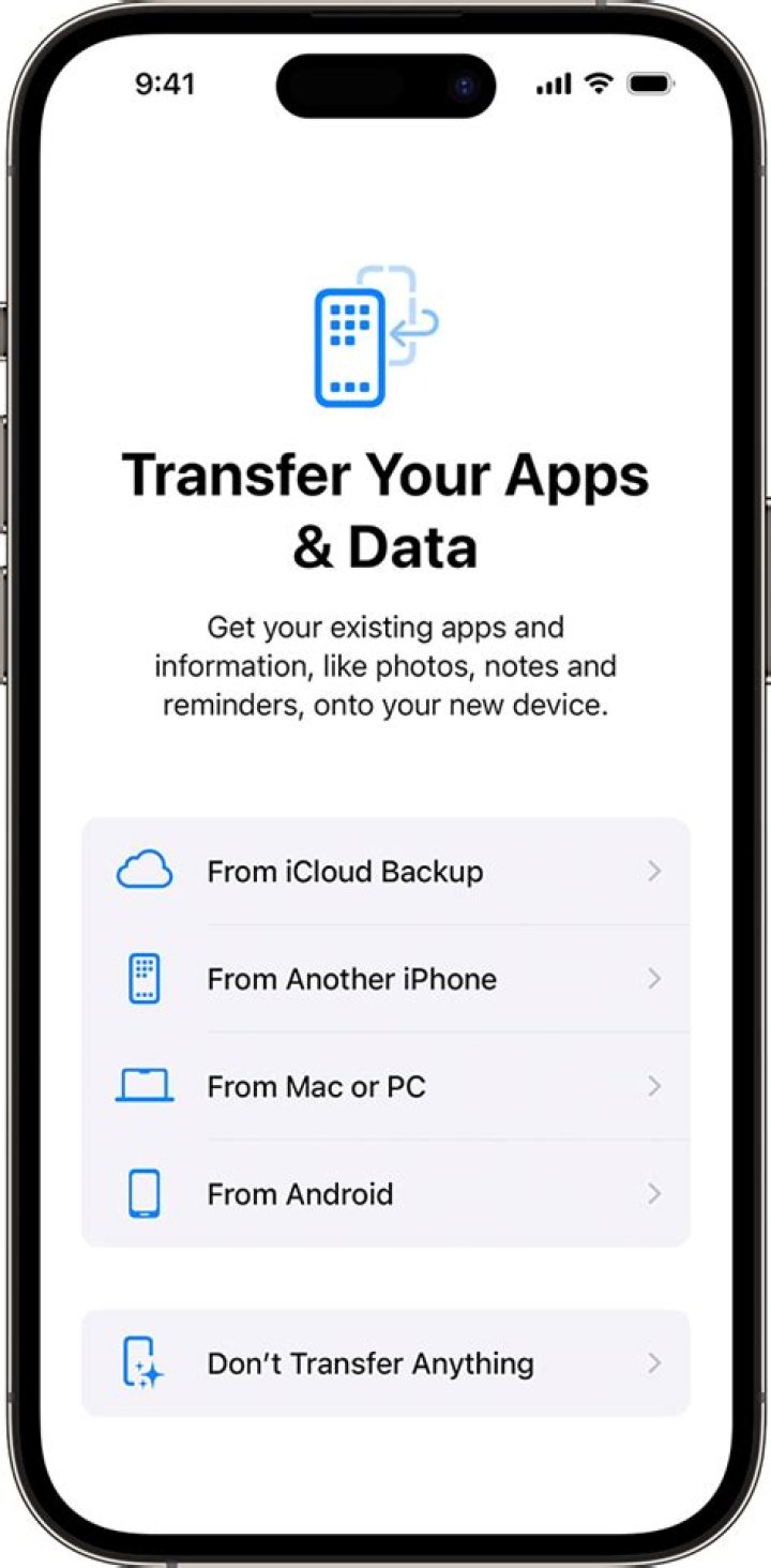 Does Apple store transfer data to new phone?