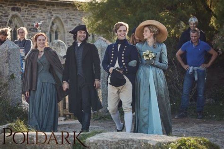 Does Ross Poldark leave Demelza?