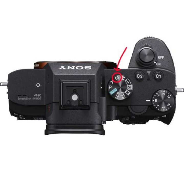 How do I change the shutter speed on my Sony a7s?
