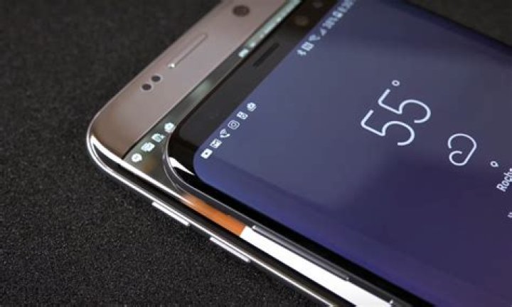 How do I get rid of no SIM card notification Galaxy s8?