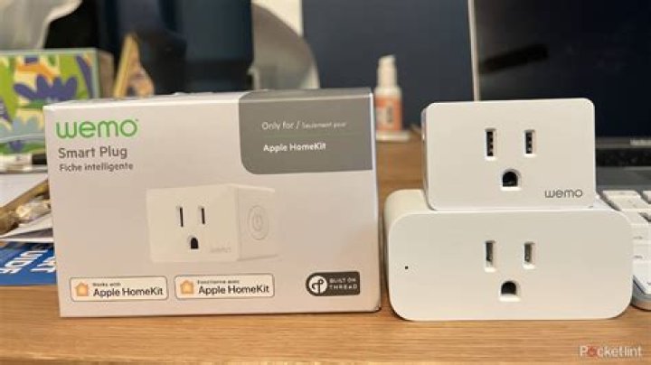 How do I reset my wemo WIFI smart plug?