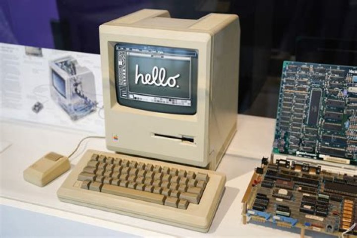 How much did the original Apple computer sell for?