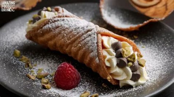 Is cannoli filling supposed to be grainy?