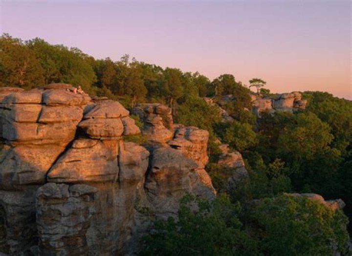 Is it safe to hike in Shawnee National Forest?