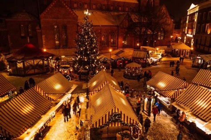 Is there a Christmas market in Canterbury?