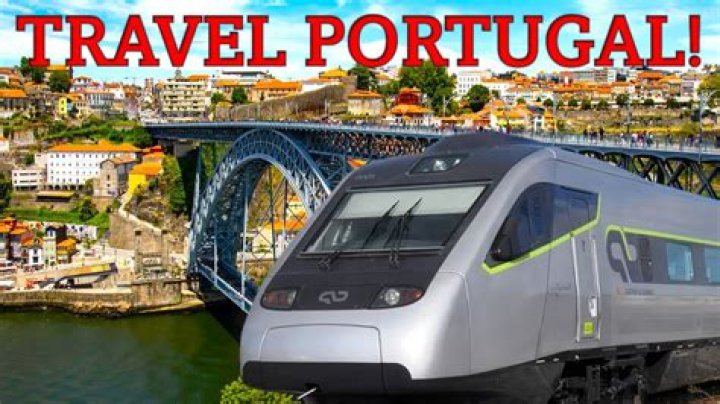 Is there a train from Porto to Tui?