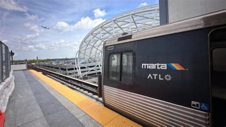 Is there parking at Lenox Marta Station?