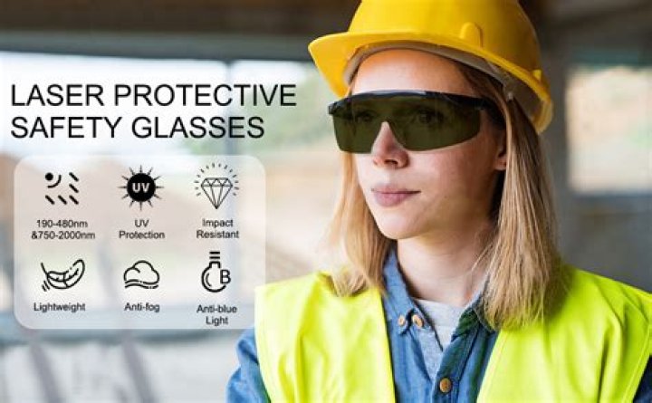 Is wearing safety glasses bad for your eyes?