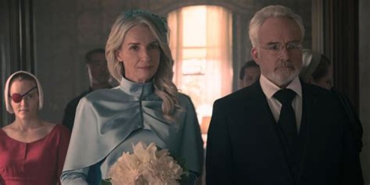 Should I read or watch The Handmaid's Tale?