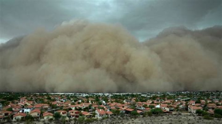 What caused the Sydney Dust Storm 2009?