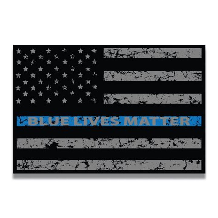 What does Blue lives matter flag mean?