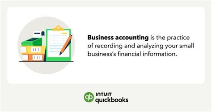 What is business accounting course?