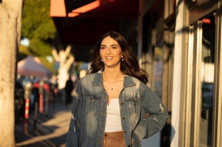 Who is Cheyenne Floyd sister?