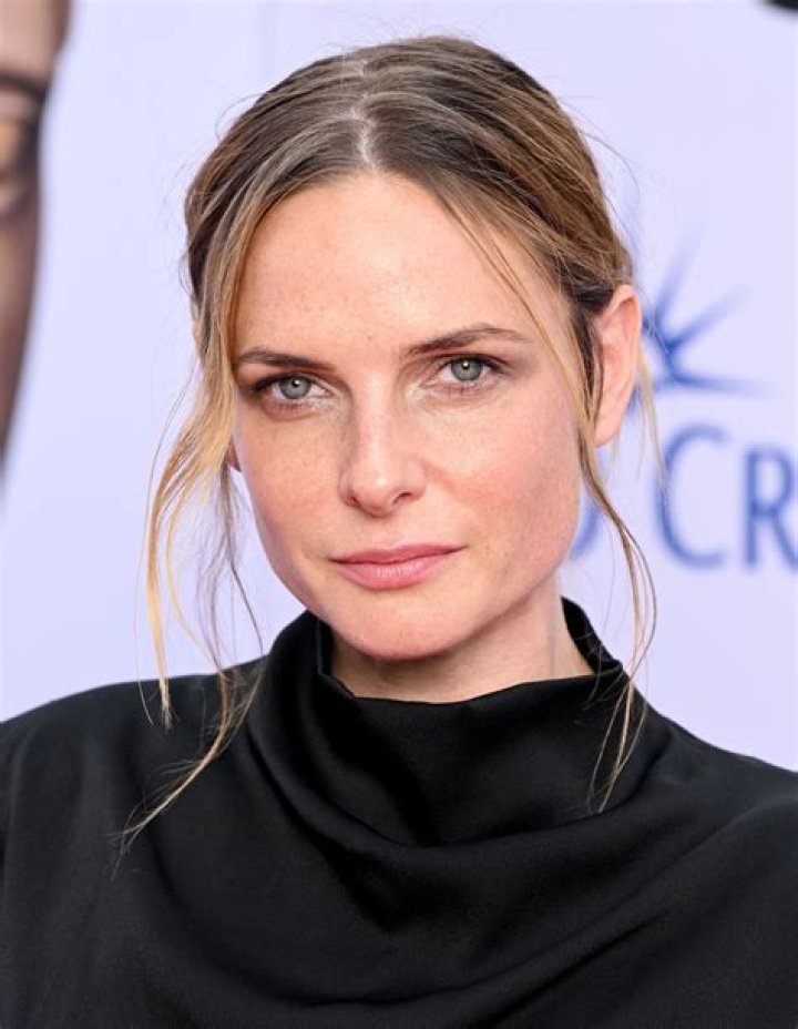 Who is Kyle Cannings mum?